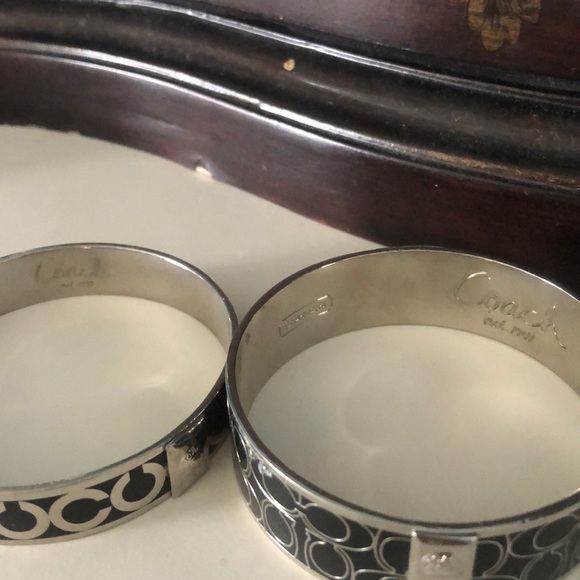 2 Coach matching silver and black Bangle set - Picture 2 of 3